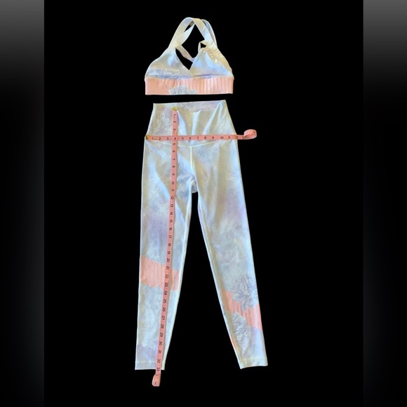 WEAR IT TO HEART 2 PC SET - Picture 2 of 6